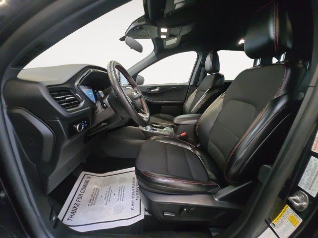 2025 Ford Escape - $24,942