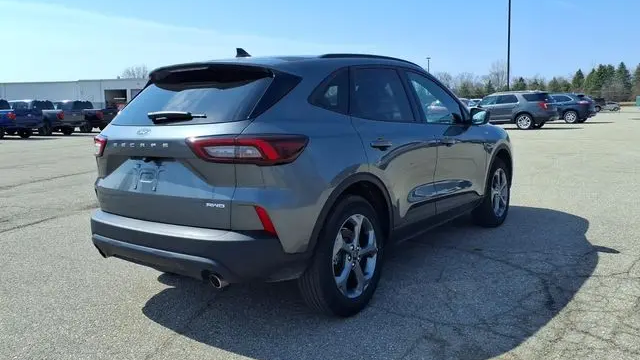 2025 Ford Escape ST-Line