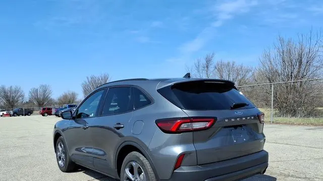 2025 Ford Escape ST-Line