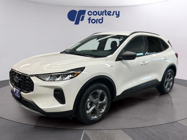 2025 Ford Escape - $27,990
