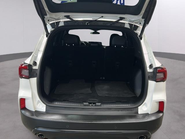 2025 Ford Escape - $27,990