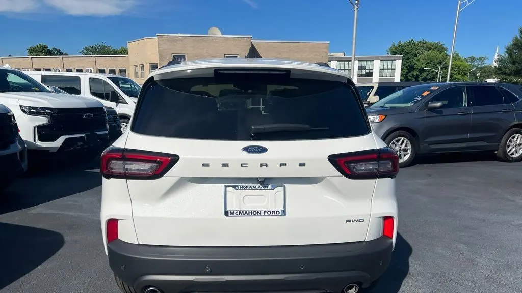 2025 Ford Escape ST-Line