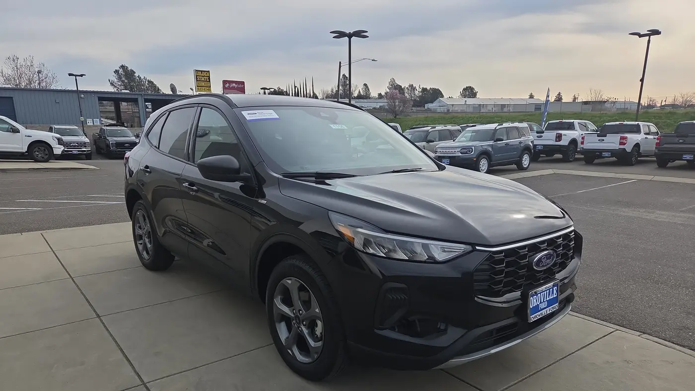 2025 Ford Escape ST-Line