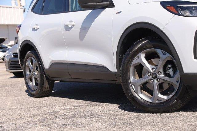 2025 Ford Escape - $23,990