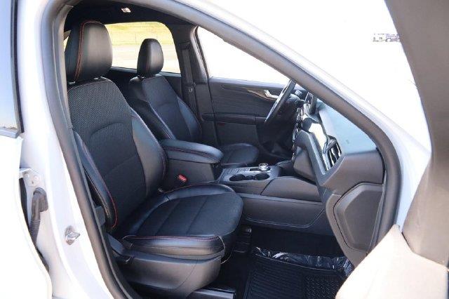 2025 Ford Escape - $23,990