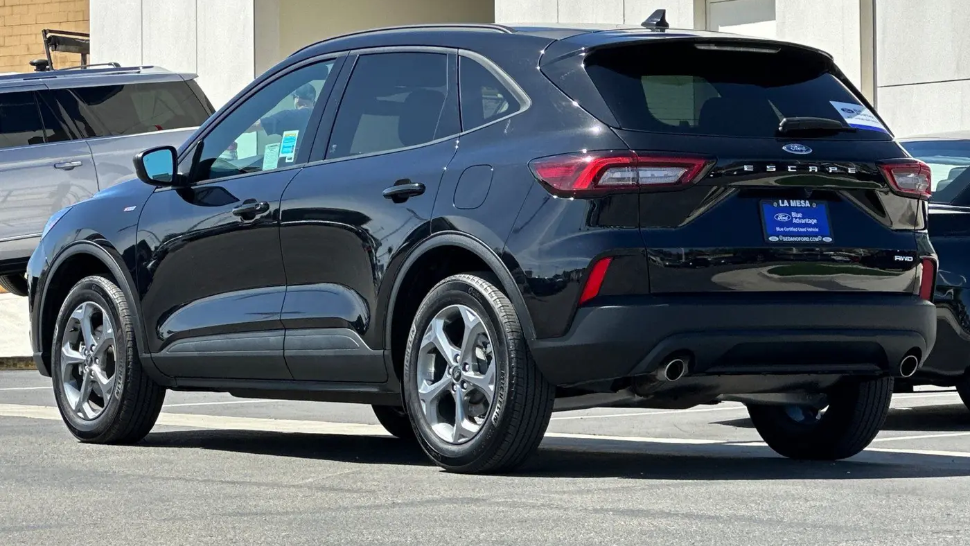 2025 Ford Escape ST-Line