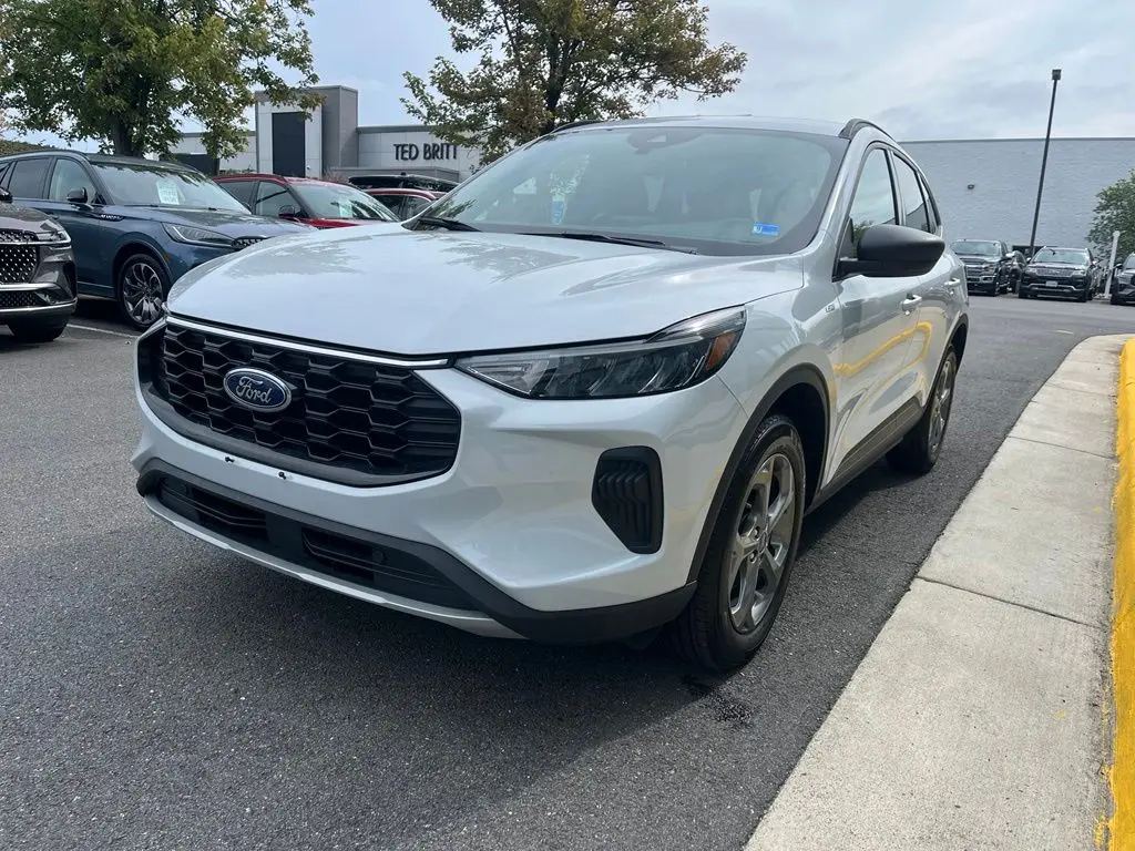 2026 Ford Escape - $26,501