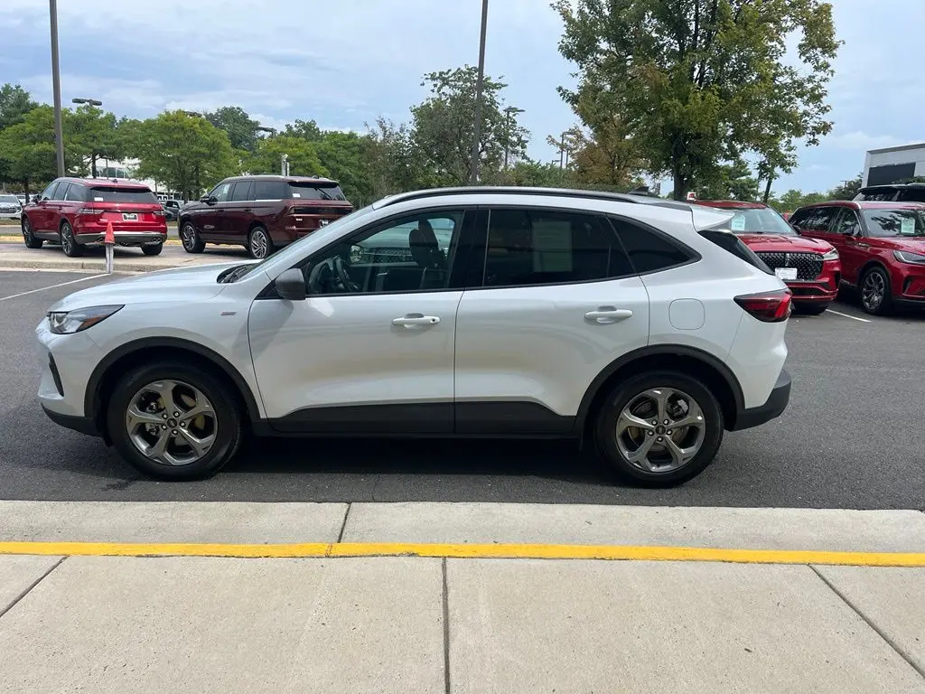 2026 Ford Escape - $26,501