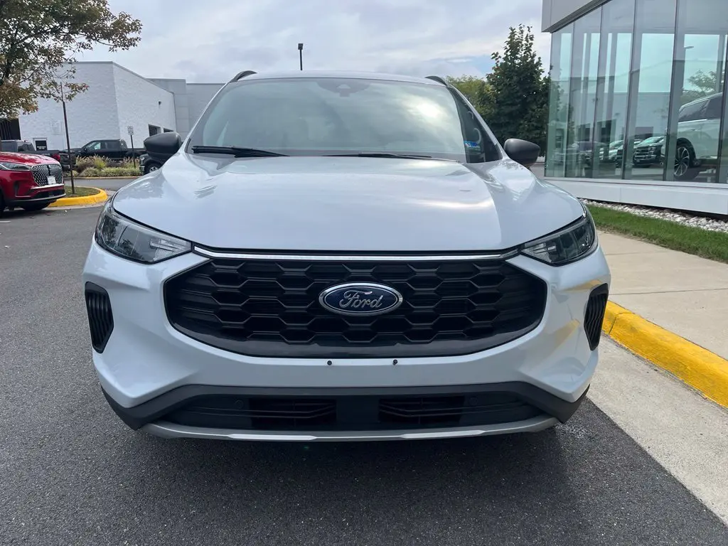 2026 Ford Escape - $25,501