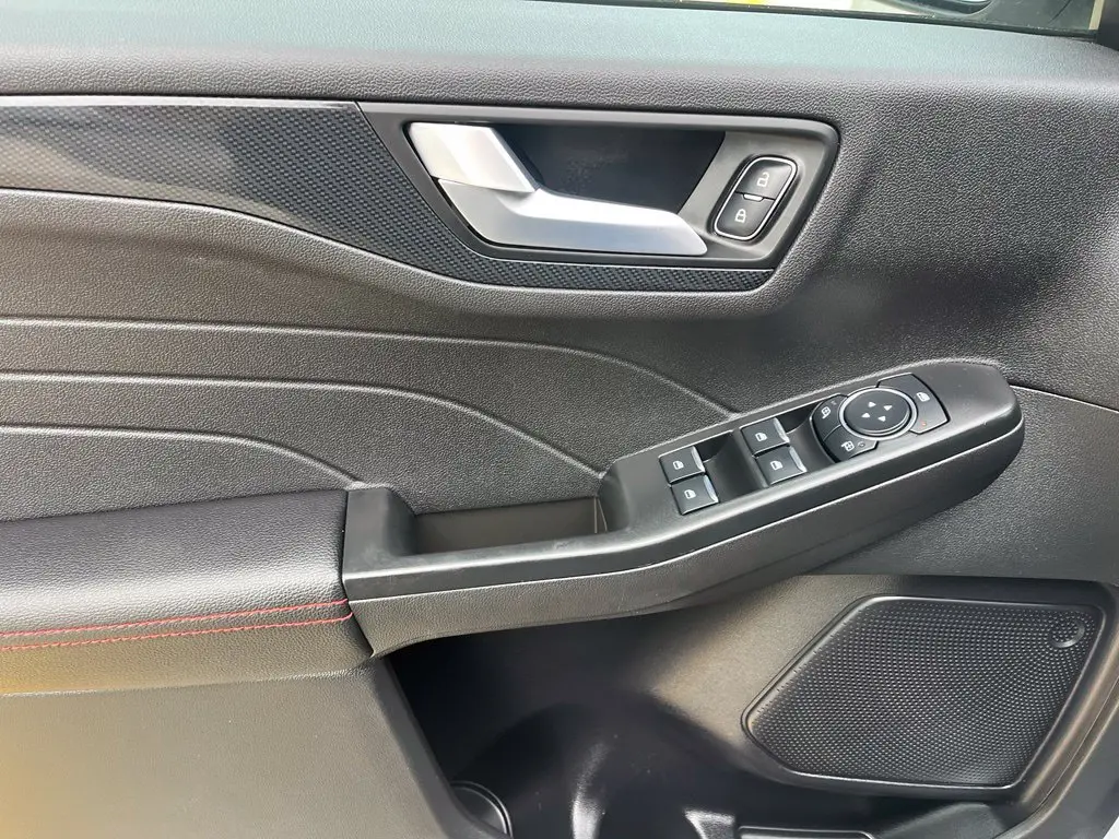 2026 Ford Escape - $25,501