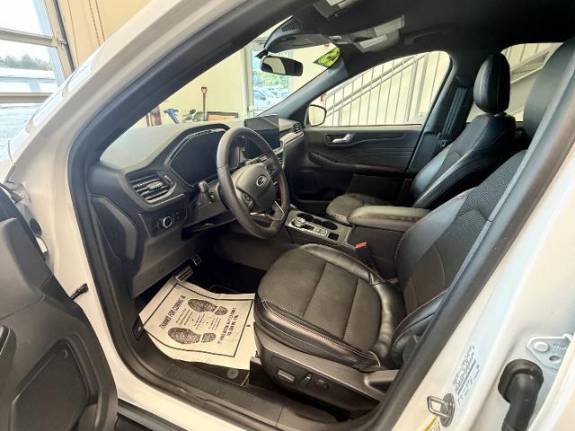 2023 Ford Escape - $25,575