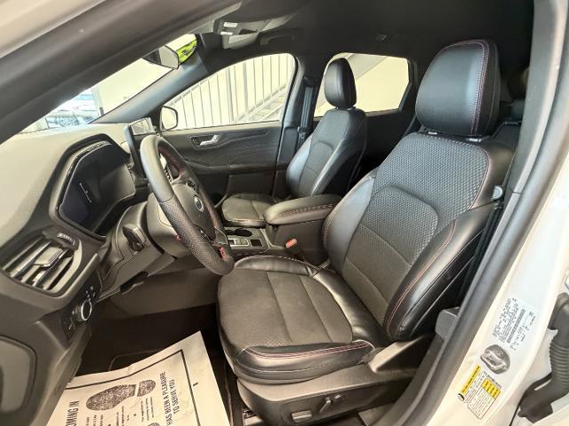 2023 Ford Escape - $25,575