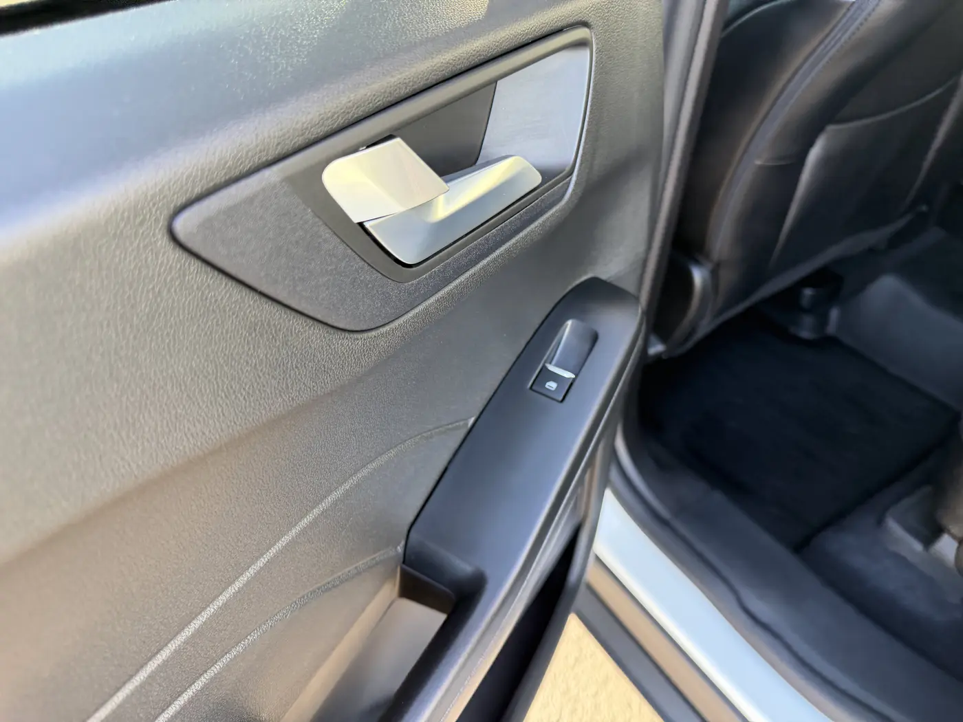 2023 Ford Escape - $25,880