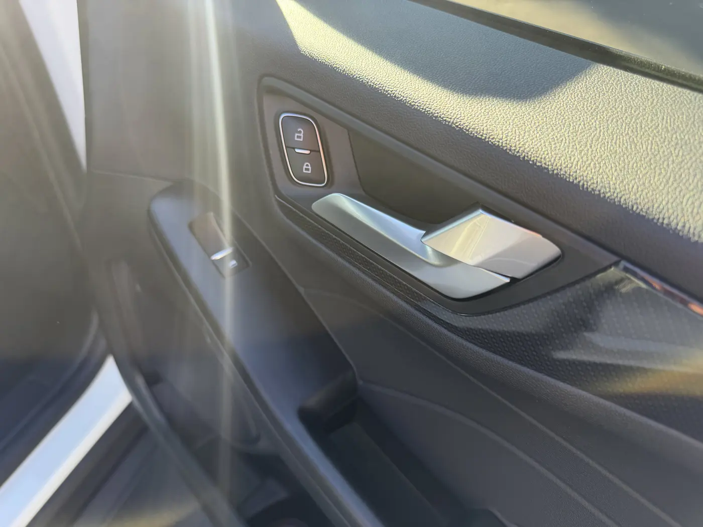 2023 Ford Escape - $25,880