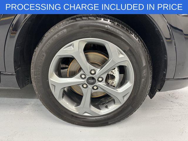2024 Ford Escape ST-Line — photo 1 of 12
