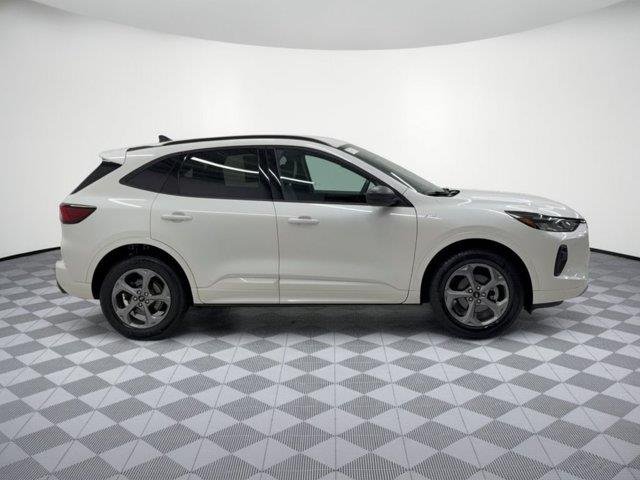 2024 Ford Escape - $23,948