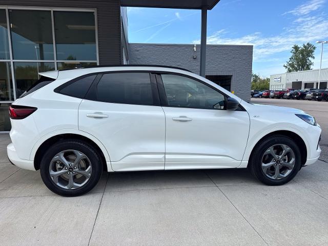 2024 Ford Escape - $24,400