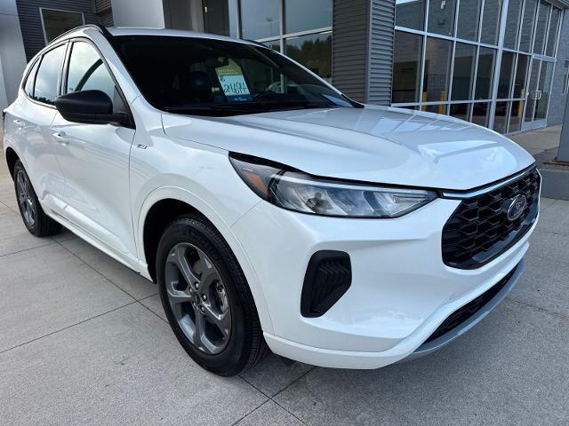 2024 Ford Escape - $24,400