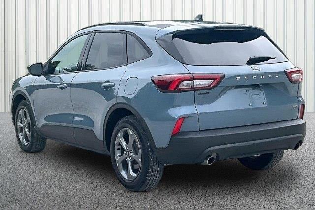 2025 Ford Escape - $24,942