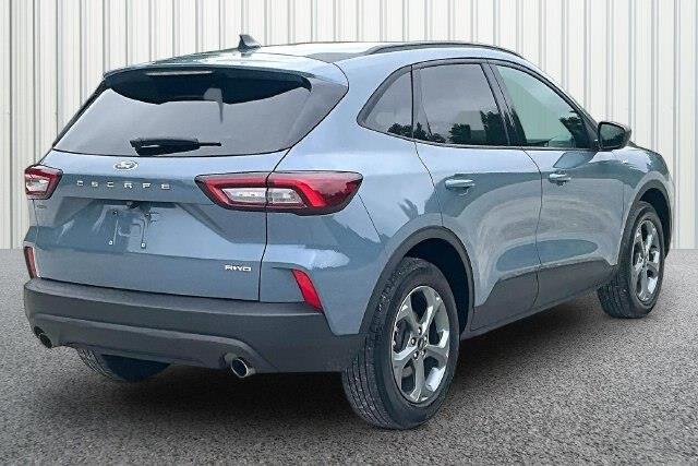 2025 Ford Escape - $24,942