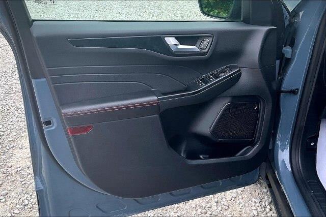 2025 Ford Escape - $24,942
