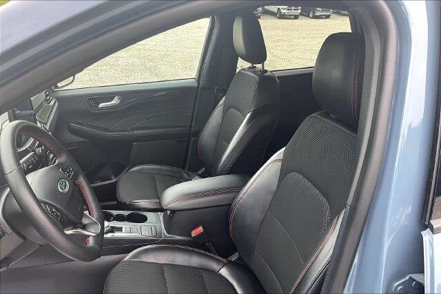 2025 Ford Escape - $24,942