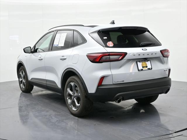 2025 Ford Escape - $23,890