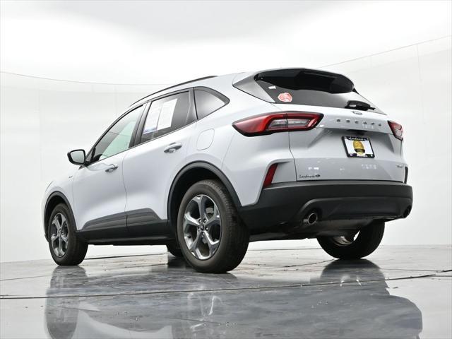 2025 Ford Escape - $23,890