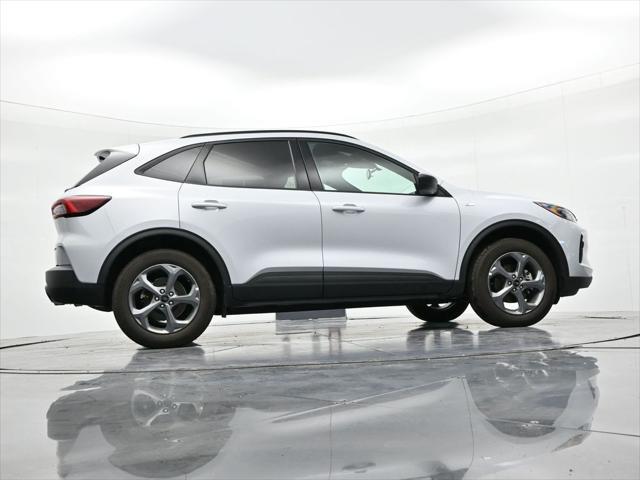 2025 Ford Escape - $23,890