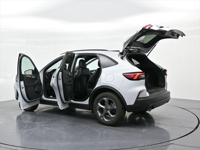 2025 Ford Escape - $23,890