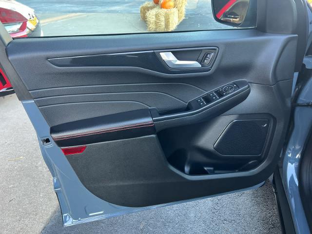 2025 Ford Escape - $27,615