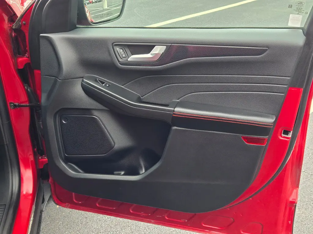 2025 Ford Escape - $25,846
