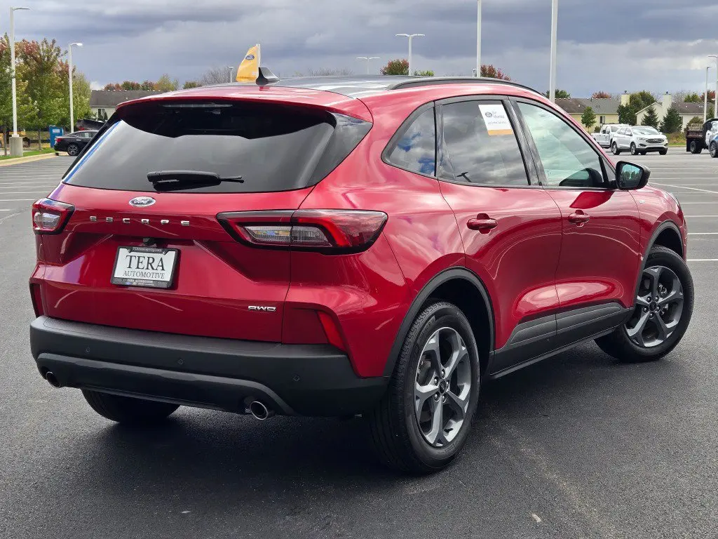 2025 Ford Escape - $25,846