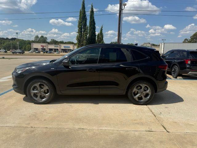 2025 Ford Escape - $22,601