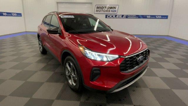 2025 Ford Escape - $24,980
