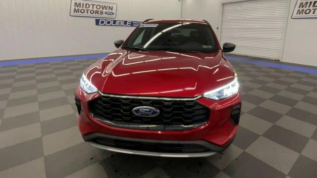 2025 Ford Escape - $24,980