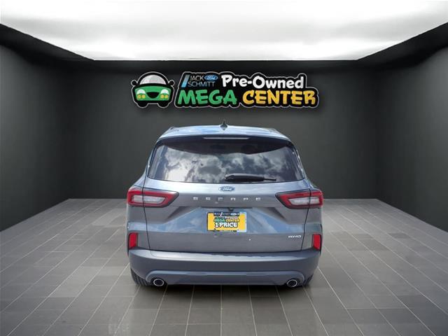 2026 Ford Escape - $25,500