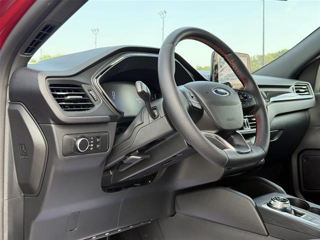2026 Ford Escape - $28,999