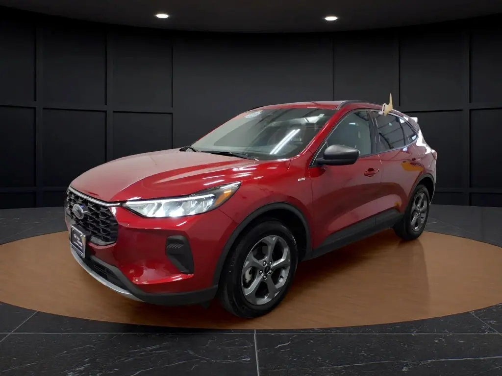 2026 Ford Escape - $28,995