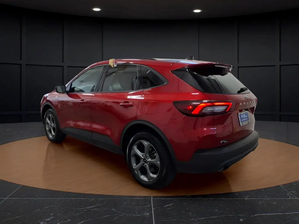 2026 Ford Escape - $28,995