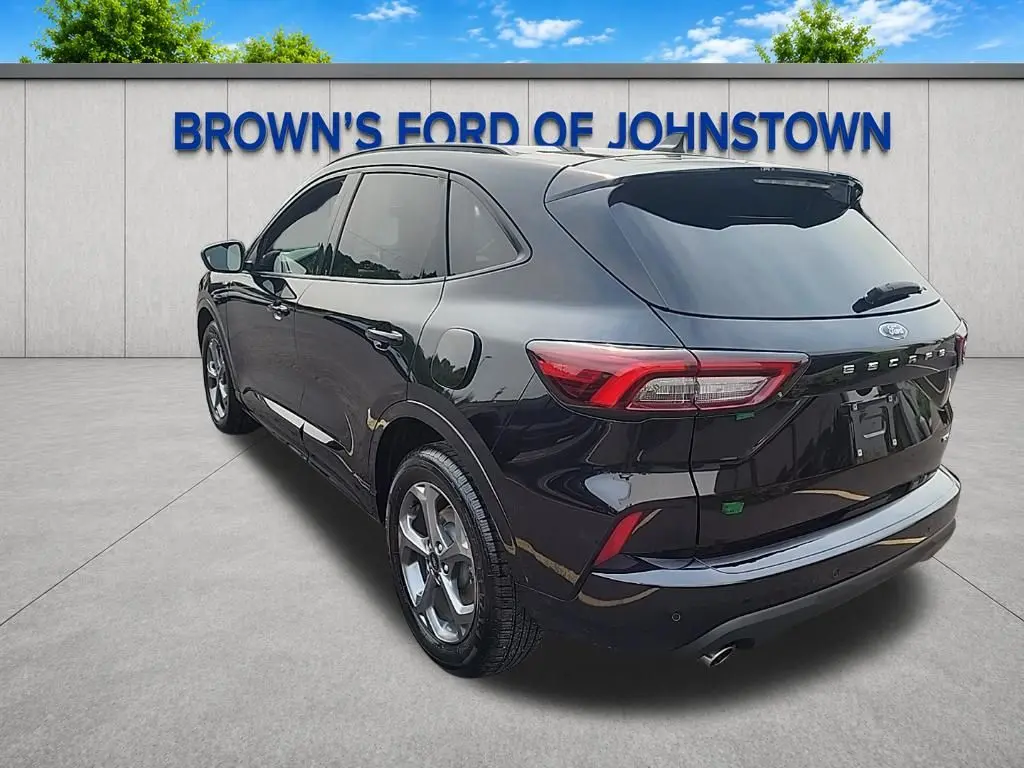 2023 Ford Escape - $27,995