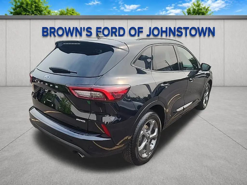 2023 Ford Escape - $27,995