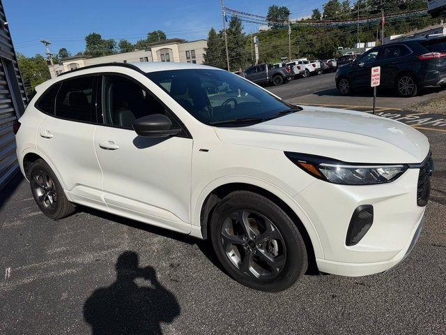 2023 Ford Escape - $23,598