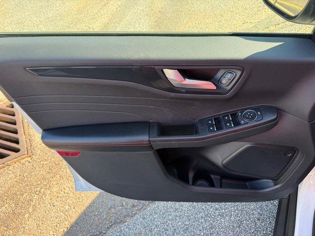 2023 Ford Escape - $23,598