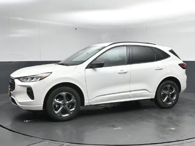 2024 Ford Escape - $26,354