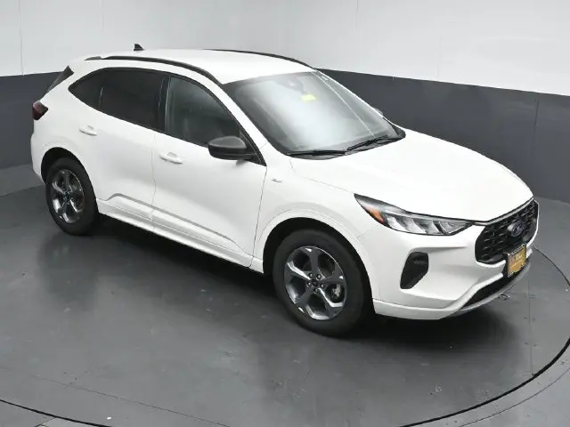 2024 Ford Escape - $26,354