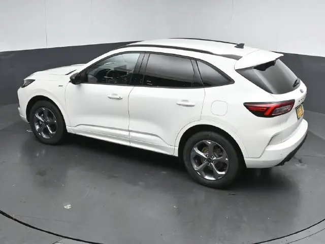 2024 Ford Escape - $26,354