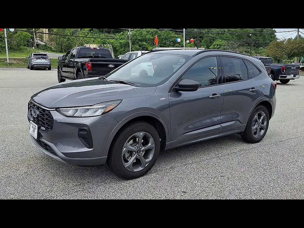 2024 Ford Escape - $27,995