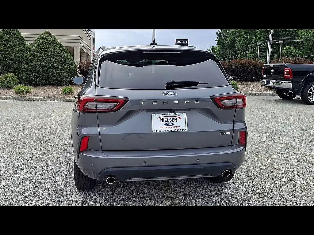 2024 Ford Escape - $27,995