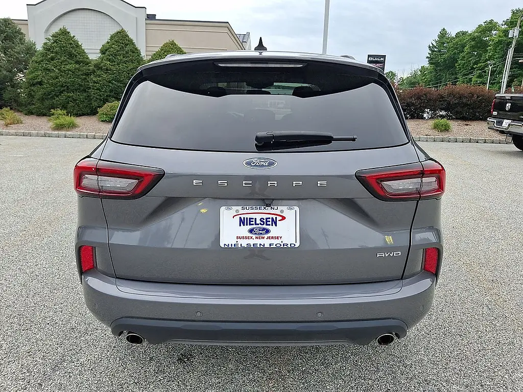 2024 Ford Escape - $27,995